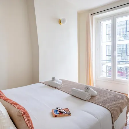 Appartamento 1.Luxury New Flat/Full Equipped/Champs Elysees/Ar Parigi